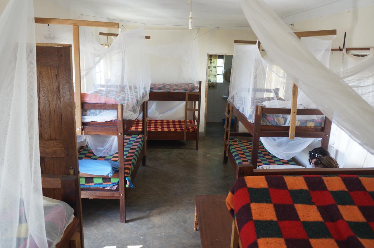 Masaka Backpackers, Tourists Cottage & Campsite 外观 照片